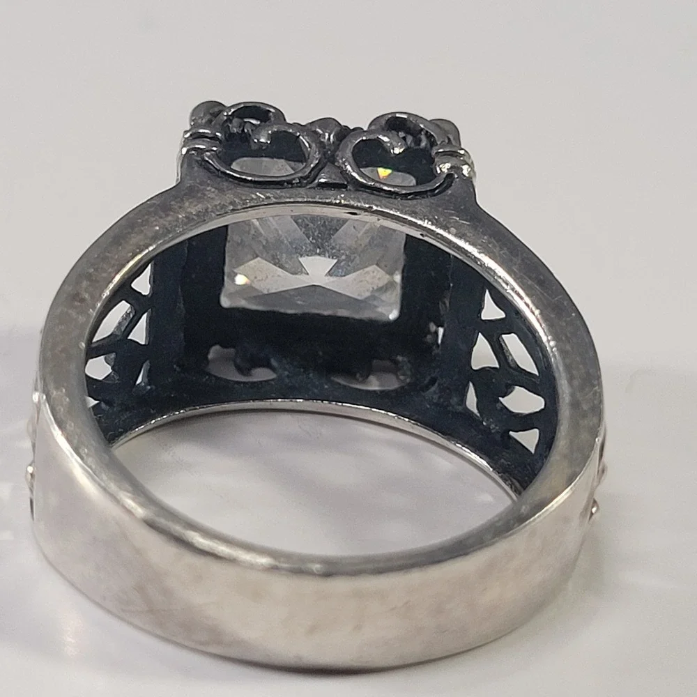 Sterling Silver Gothic Ring Size 7.75 Large Princess Cut Glass Statement‎ Ring
